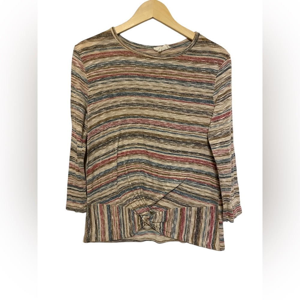 😍Exclusive One Women’s size S striped blouse 😍